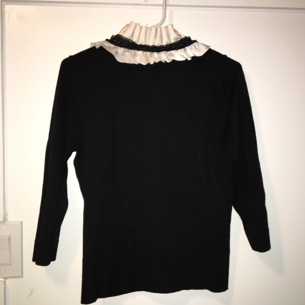 🦋 WHBM  Satin and Lace sweater cardigan - Picture 4 of 4